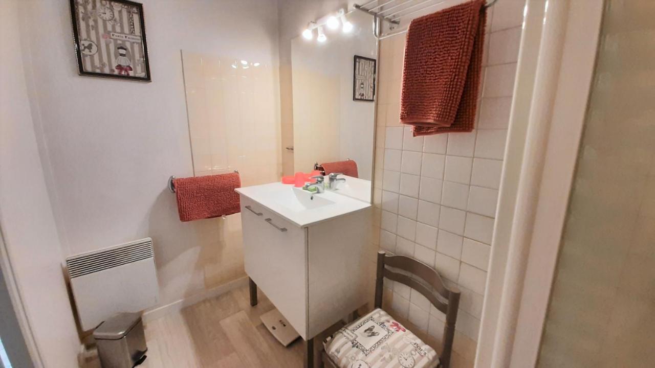 Charmante Maison De Ville Avec Jardin - 2 Chambres - 5 Pers Saint-Jean-de-Monts Exteriör bild