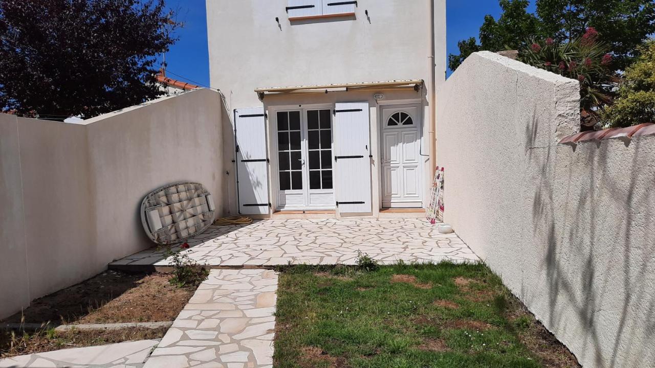 Charmante Maison De Ville Avec Jardin - 2 Chambres - 5 Pers Saint-Jean-de-Monts Exteriör bild